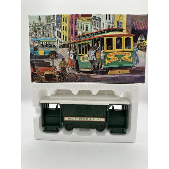 Vintage Avon California Cable Car Wild Country After Shave Decanter Original New - Picture 1 of 6